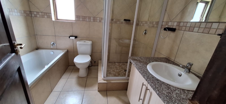 4 Bedroom Property for Sale in Xanadu Eco Park North West